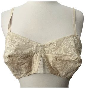 Rare Vintage CADOLLE PARIS Lace‎ Bullet Bra made for Bonwit Teller, Paris France